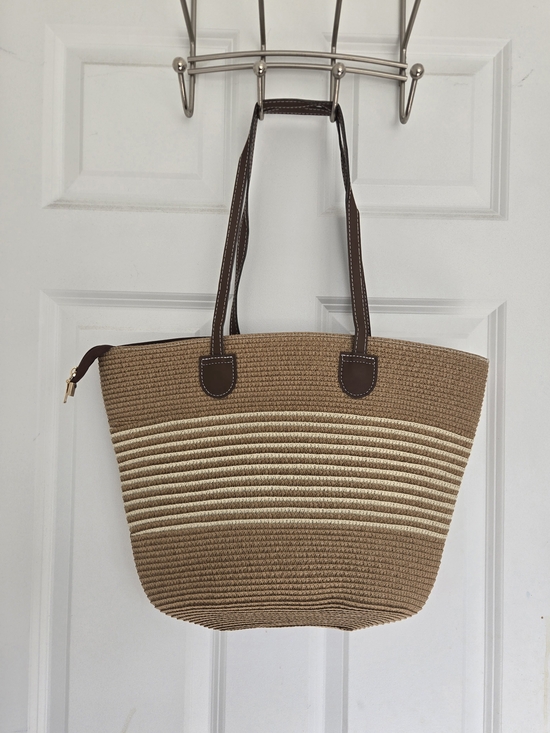 Handbags - Woven Straw Tote Bag with Brown Leather Handles - Tan & Cream